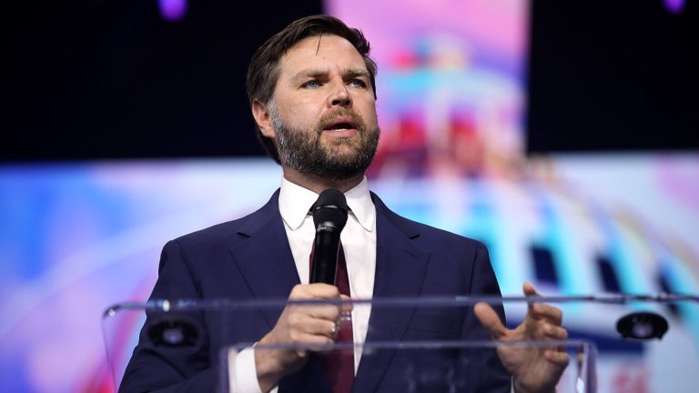 J_D_Vance_538082613321